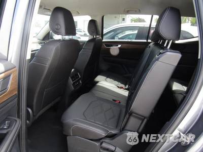 2025 Volkswagen Atlas 2.0T SE w/Technology - zdjęcie 14 z 29 - miniatura