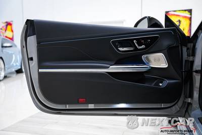 2026 Mercedes-Benz AMG CLE 53 4MATIC+ Coupe - zdjęcie 36 z 80 - miniatura