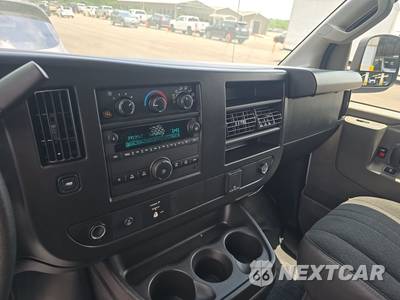2025 GMC Savana 2500 Cargo Van 1WT 135.0" WB - zdjęcie 11 z 23 - miniatura