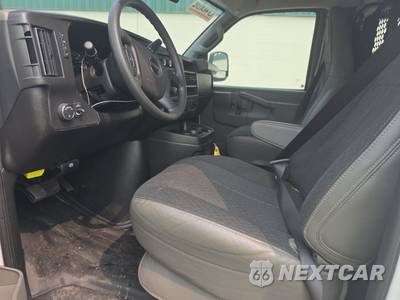 2025 GMC Savana 2500 Cargo Van 1WT 135.0" WB - zdjęcie 7 z 32 - miniatura