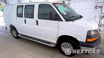 2025 GMC Savana 2500 Cargo Van 1WT 135.0" WB - zdjęcie 3 z 32 - miniatura