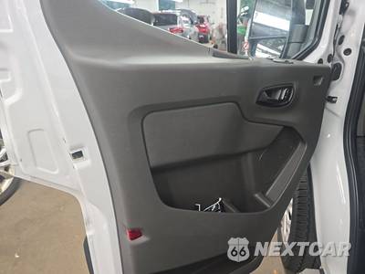 2025 Ford Transit 250 Cargo Van Low Roof 130.0" WB - zdjęcie 9 z 33 - miniatura