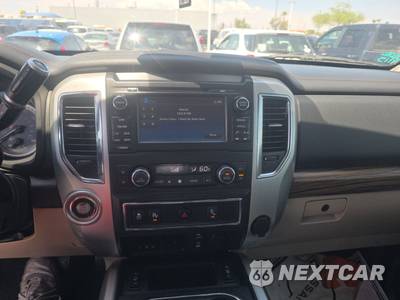 2016 Nissan TITAN XD SL Crew Cab Medium Bed - zdjęcie 11 z 29 - miniatura