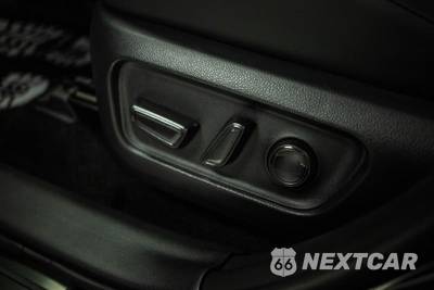 2026 Toyota RAV4 Plug-In Hybrid GR Sport - zdjęcie 16 z 28 - miniatura