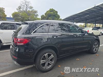 2020 Mercedes-Benz GLC 300 - zdjęcie 4 z 28 - miniatura