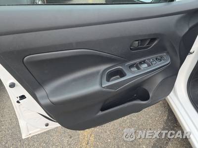 2023 Nissan Versa S - zdjęcie 9 z 40 - miniatura