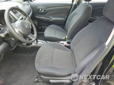2013 Nissan Versa 1.6 SV - zdjęcie 7 z 37 - miniatura