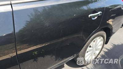 2013 Nissan Versa 1.6 SV - zdjęcie 32 z 37 - miniatura