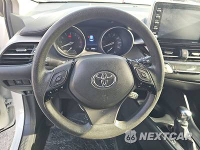 2021 Toyota C-HR LE - zdjęcie 10 z 28 - miniatura