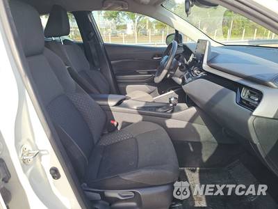 2021 Toyota C-HR LE - zdjęcie 8 z 28 - miniatura