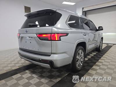 2024 Toyota Sequoia Capstone - zdjęcie 4 z 19 - miniatura