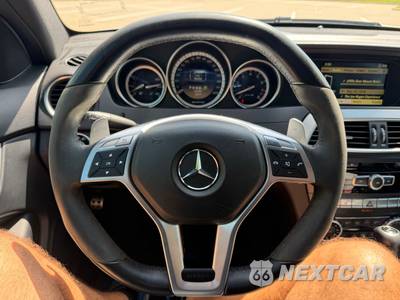 2012 Mercedes-Benz AMG C 63 Coupe - zdjęcie 14 z 22 - miniatura