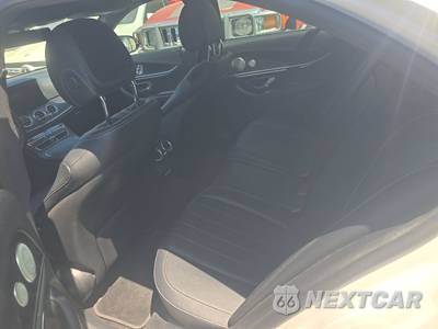 2018 Mercedes-Benz E 300 Sedan - zdjęcie 13 z 30 - miniatura