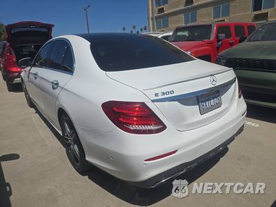 2018 Mercedes-Benz E 300 Sedan - zdjęcie 6 z 30 - miniatura