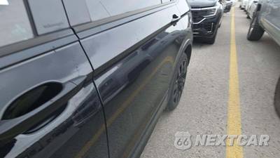 2021 Volkswagen Tiguan SE R-Line Black - zdjęcie 24 z 29 - miniatura