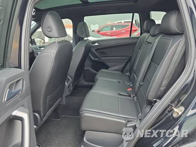 2021 Volkswagen Tiguan SE R-Line Black - zdjęcie 13 z 29 - miniatura