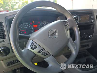 2018 Nissan NV3500 HD Cargo SV Standard Roof 146.1" WB - zdjęcie 10 z 31 - miniatura
