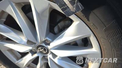 2025 Toyota Corolla Cross LE - zdjęcie 23 z 24 - miniatura