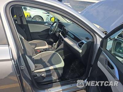 2025 Volkswagen Taos SE - zdjęcie 8 z 24 - miniatura