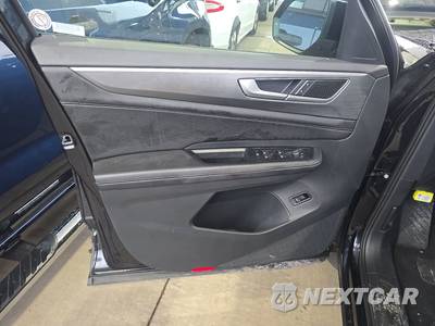 2025 Volkswagen Atlas Cross Sport 2.0T SE w/Technology - zdjęcie 9 z 30 - miniatura