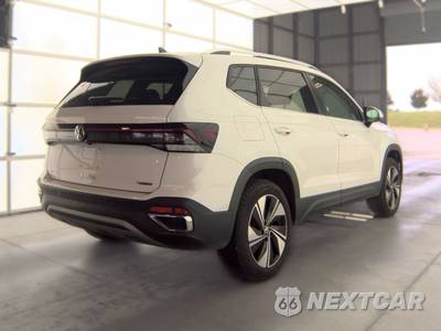 2025 Volkswagen Taos SE - zdjęcie 4 z 24 - miniatura