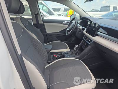2025 Volkswagen Taos SE - zdjęcie 8 z 24 - miniatura
