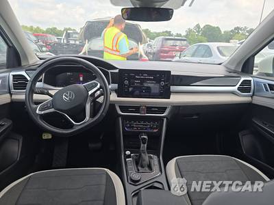 2025 Volkswagen Taos SE - zdjęcie 11 z 24 - miniatura