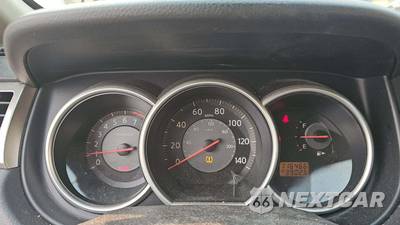 2009 Nissan Versa 1.8 S Hatchback - zdjęcie 19 z 27 - miniatura