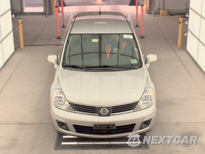 2009 Nissan Versa 1.8 S Hatchback - zdjęcie 2 z 27 - miniatura