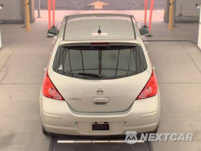 2009 Nissan Versa 1.8 S Hatchback - zdjęcie 5 z 27 - miniatura