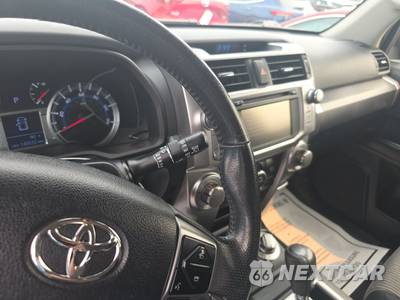 2016 Toyota 4Runner SR5 - zdjęcie 11 z 33 - miniatura