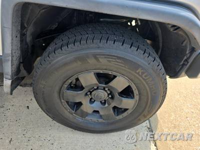 2007 Toyota FJ Cruiser w/Rear Doors - zdjęcie 9 z 23 - miniatura