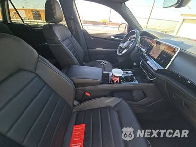 2025 Volkswagen Atlas Cross Sport 2.0T SEL - zdjęcie 8 z 22 - miniatura
