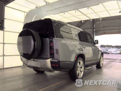 2023 Land Rover Defender 130 SE - zdjęcie 4 z 25 - miniatura
