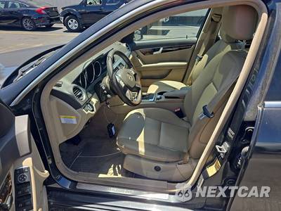 2013 Mercedes-Benz C 300 4MATIC Sedan - zdjęcie 7 z 18 - miniatura