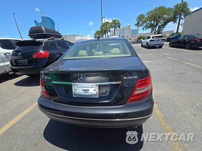 2013 Mercedes-Benz C 300 4MATIC Sedan - zdjęcie 5 z 18 - miniatura