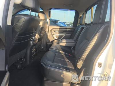 2017 Nissan TITAN PRO-4X Crew Cab Short Bed - zdjęcie 13 z 25 - miniatura
