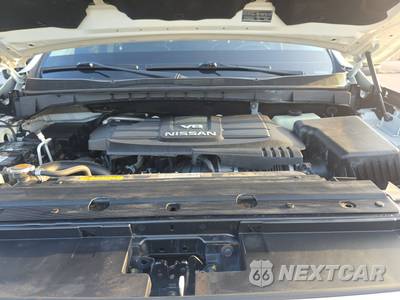 2017 Nissan TITAN PRO-4X Crew Cab Short Bed - zdjęcie 15 z 25 - miniatura