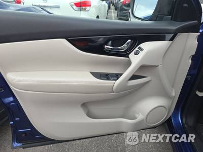 2020 Nissan Rogue Sport SV - zdjęcie 9 z 33 - miniatura
