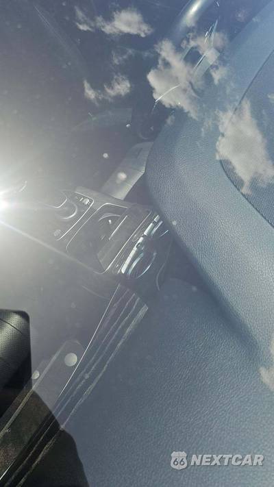 2019 Mercedes-Benz E 300 Sedan - zdjęcie 21 z 22 - miniatura
