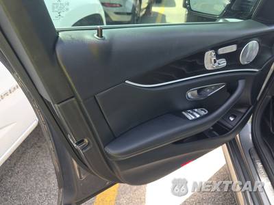 2019 Mercedes-Benz E 300 Sedan - zdjęcie 9 z 22 - miniatura
