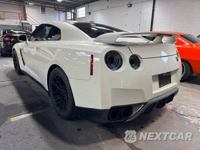 2009 Nissan GT-R Premium - zdjęcie 3 z 19 - miniatura
