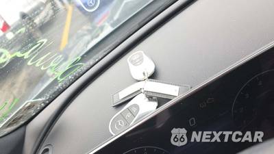 2022 Mercedes-Benz C 300 4MATIC Sedan - zdjęcie 19 z 26 - miniatura