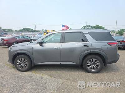 2023 Nissan Pathfinder S - zdjęcie 8 z 28 - miniatura