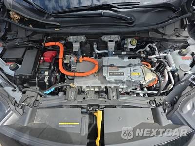 2023 Nissan Ariya PLATINUM+ e-4ORCE - zdjęcie 16 z 22 - miniatura