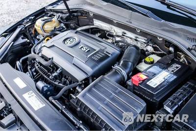 2016 Volkswagen Golf GTI SE Hatchback w/Performance Pkg - zdjęcie 38 z 38 - miniatura