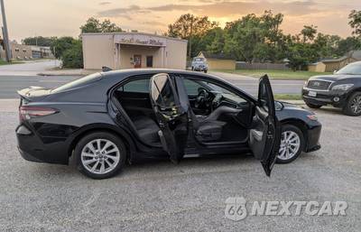2023 Toyota Camry LE - zdjęcie 19 z 25 - miniatura