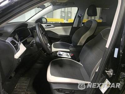 2025 Volkswagen Taos SE - zdjęcie 21 z 27 - miniatura