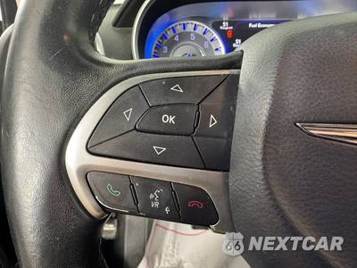 2015 Chrysler 300 Limited - zdjęcie 15 z 45 - miniatura