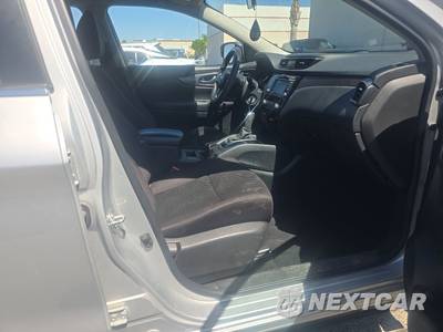 2020 Nissan Rogue Sport S - zdjęcie 8 z 27 - miniatura